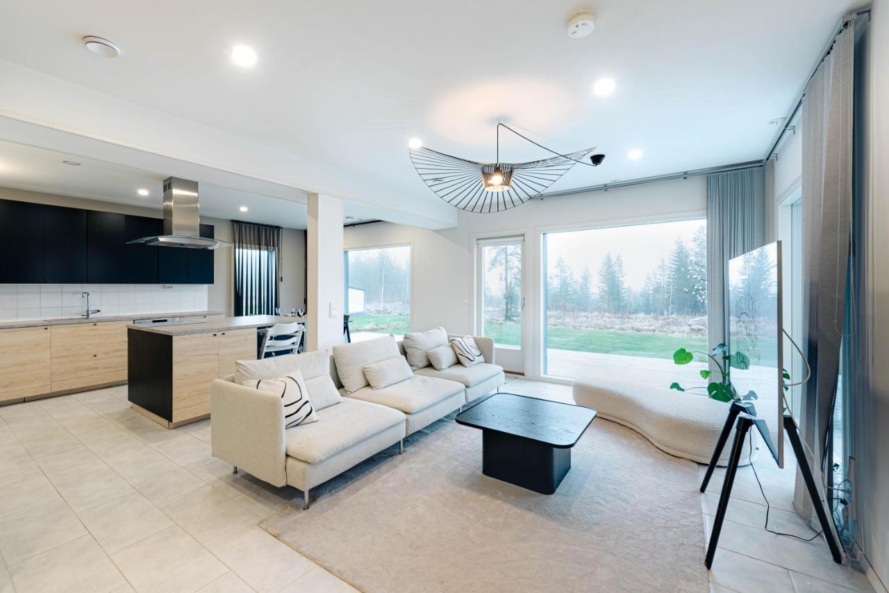 Villa Aurora 로바니에미 외부 사진